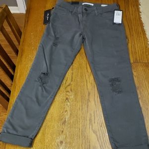 🎉HP🎉NWT Mavi distressed boyfriend, size 25x29